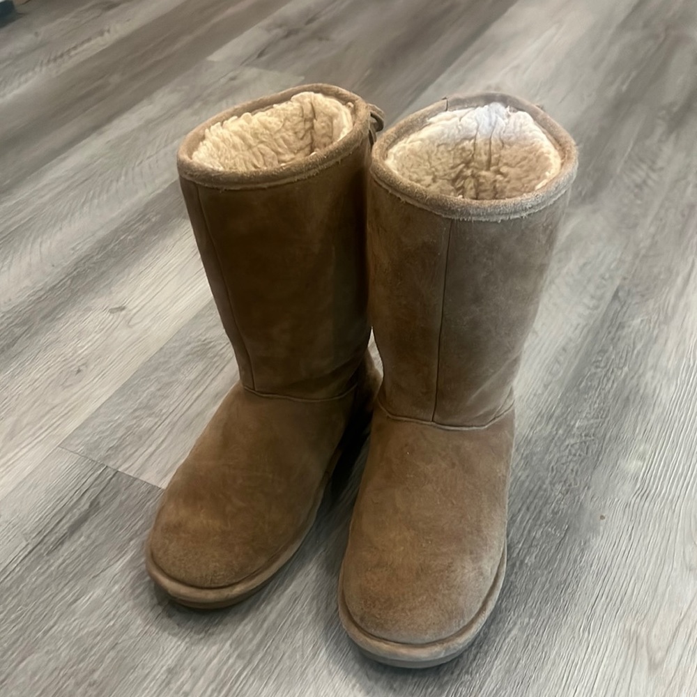 BearPaw suede boots, EUC - Picture 2 of 4
